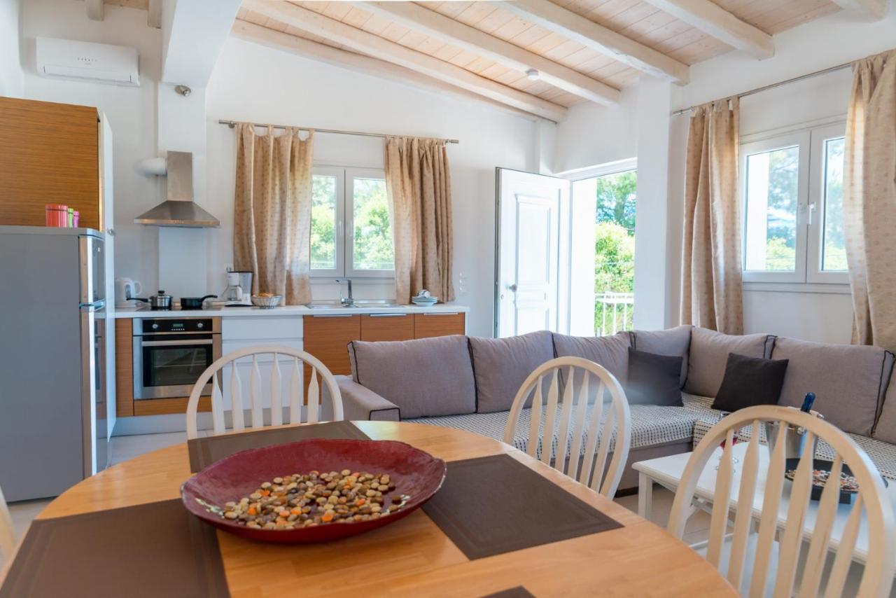 Apartment Sofia - Beachfront Agios Spyridon  Eksteriør billede